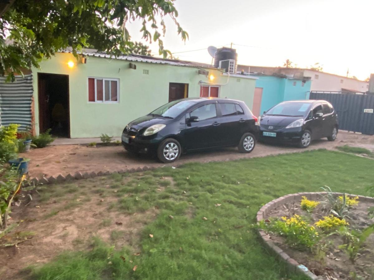 Aeropark Residencial Hostel Maputo Buitenkant foto