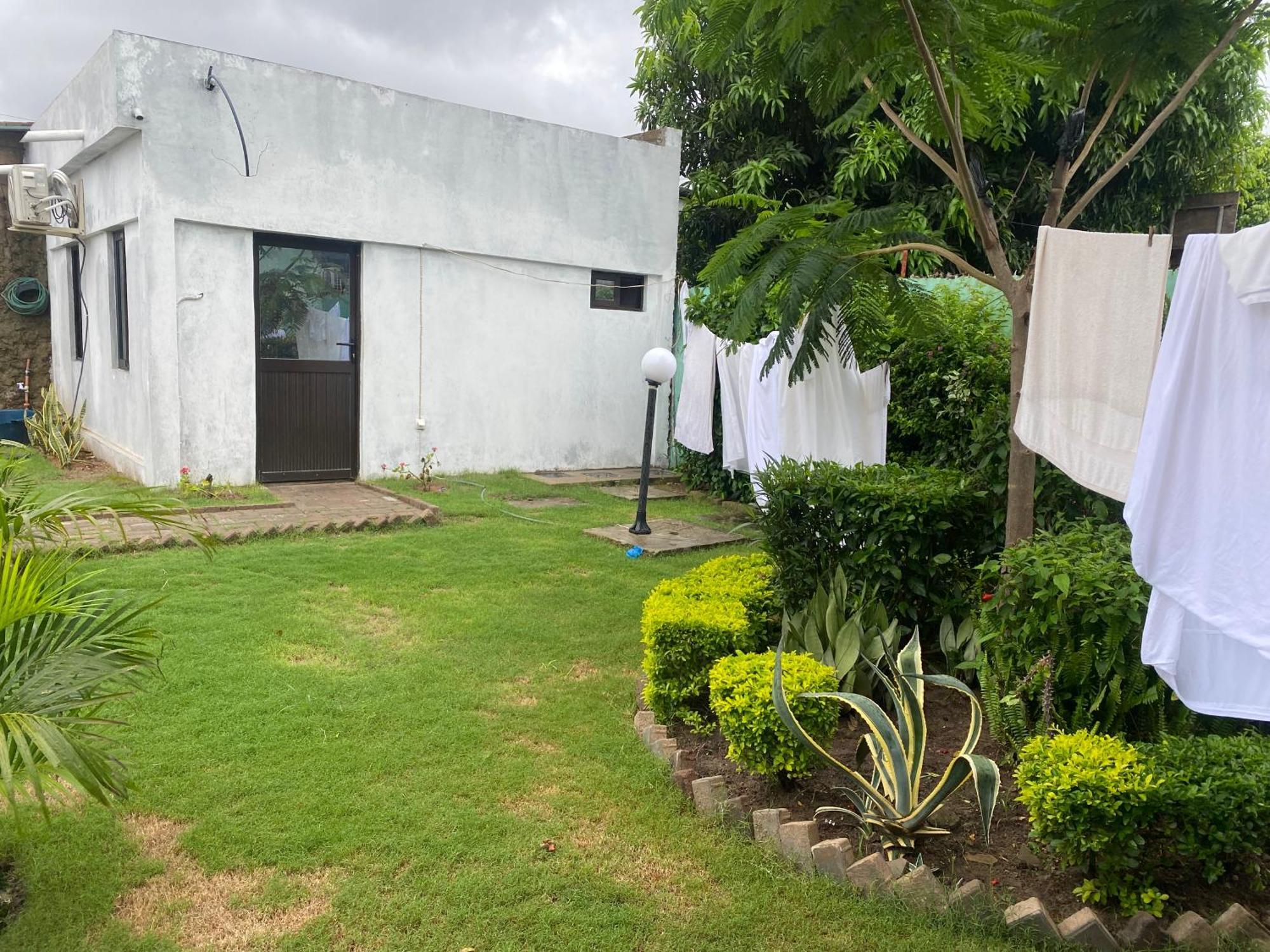 Aeropark Residencial Hostel Maputo Buitenkant foto