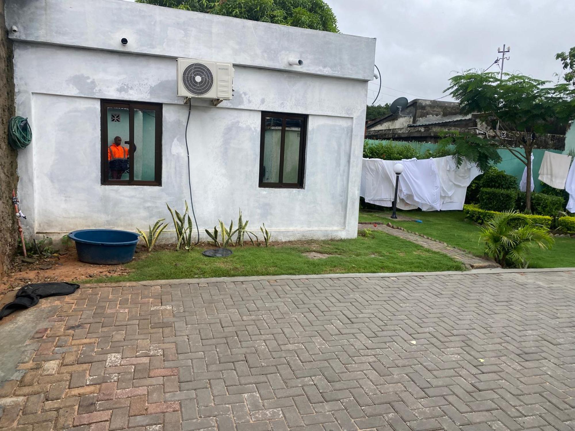 Aeropark Residencial Hostel Maputo Buitenkant foto
