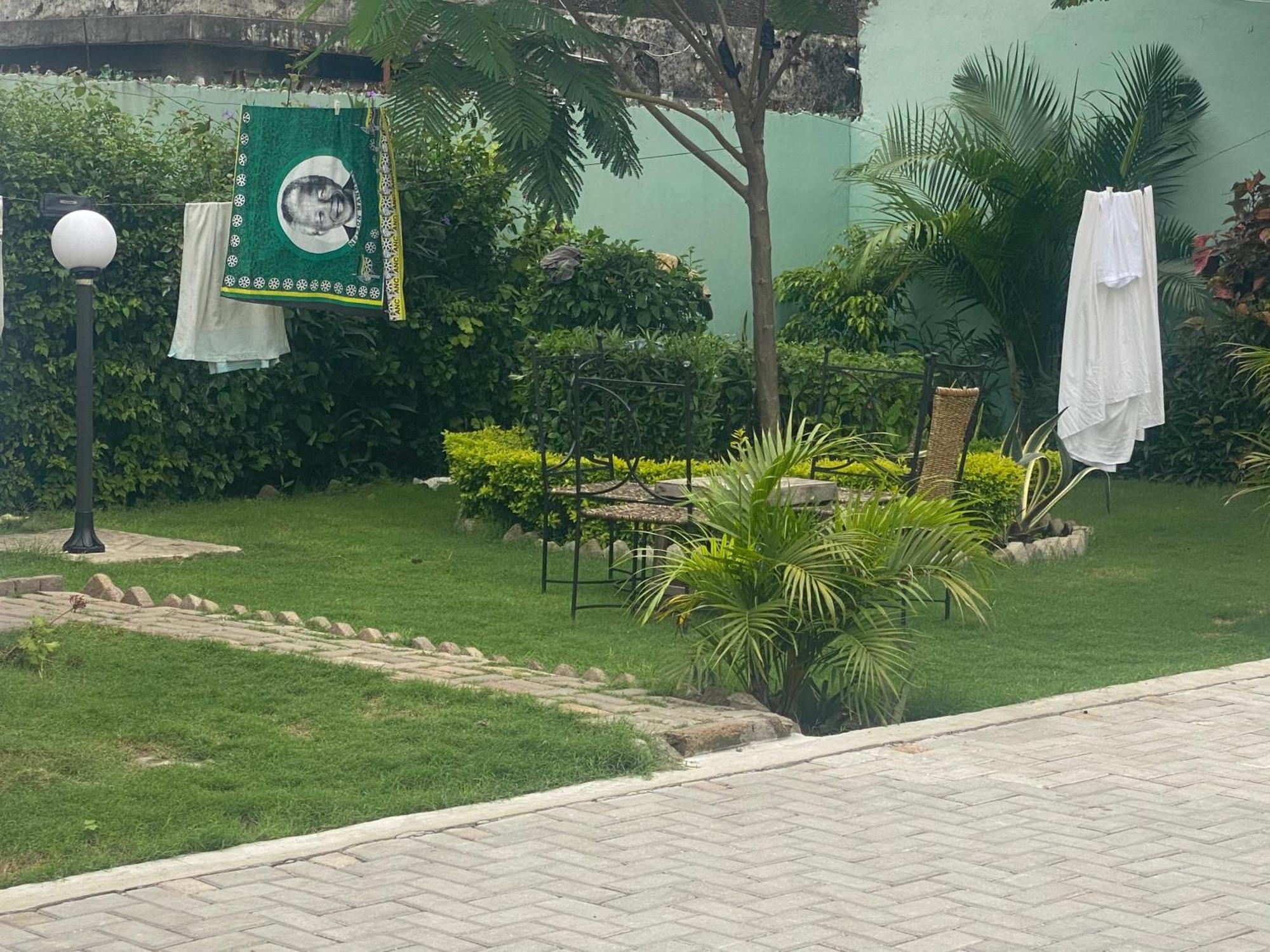 Aeropark Residencial Hostel Maputo Buitenkant foto